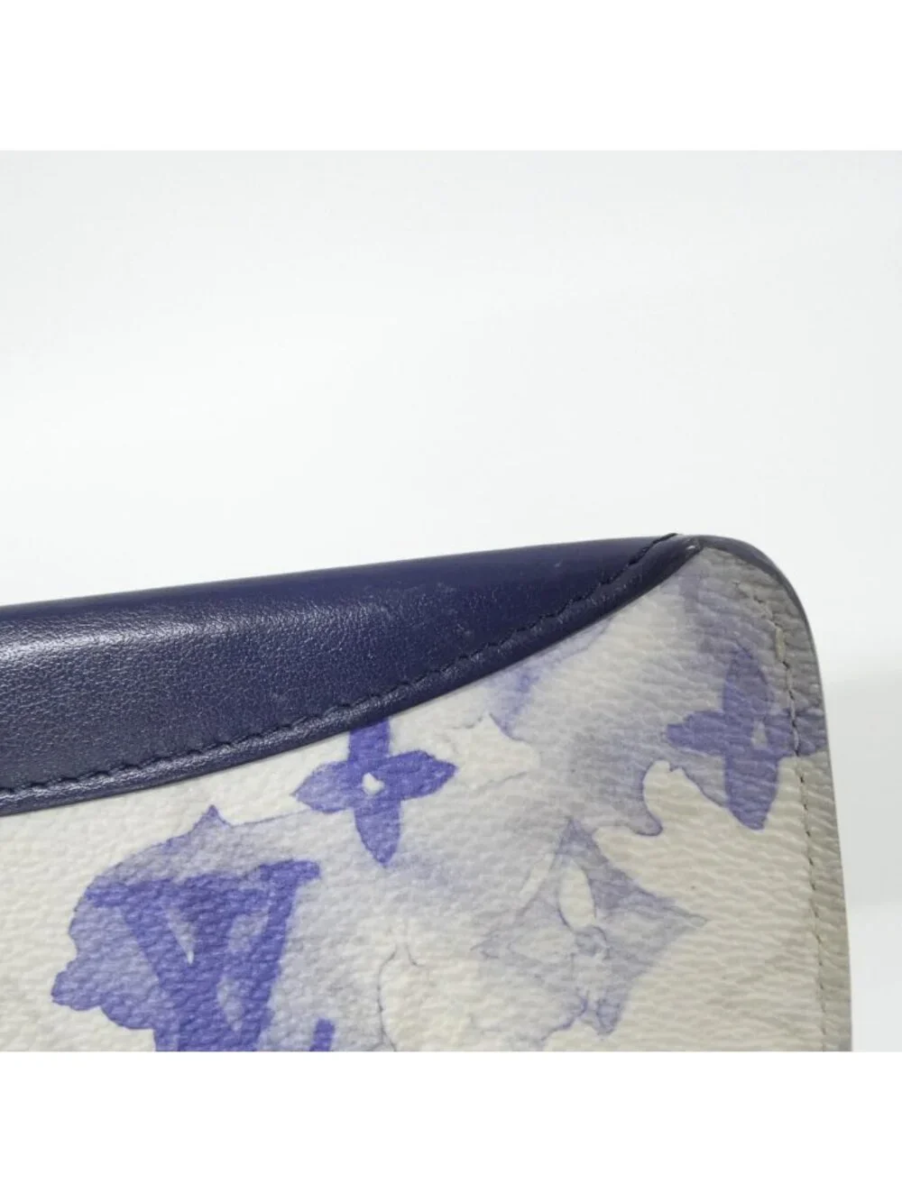 Louis Vuitton Water Monogram Etui Lunette Glass Case